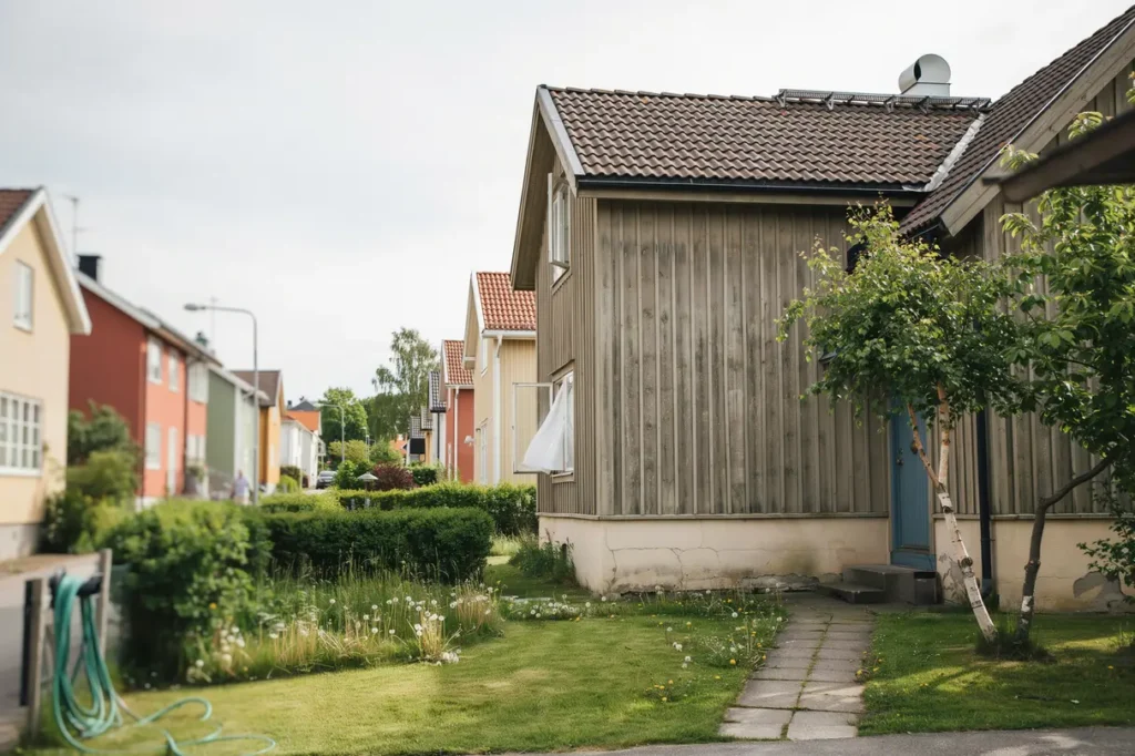 semesterst ngt hemma s h ller du ventilationen i g ng och undviker unken luft i juli